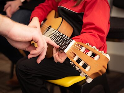 imparare a suonare la chitarra