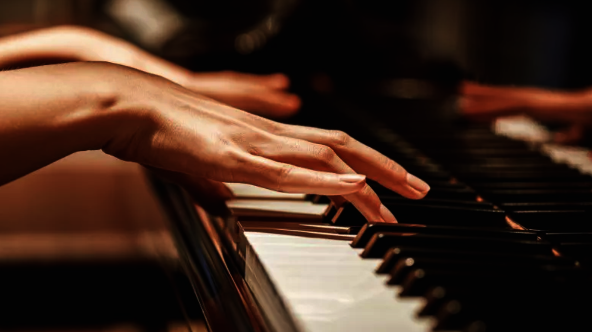 suonare il pianoforte suonare il pianoforte